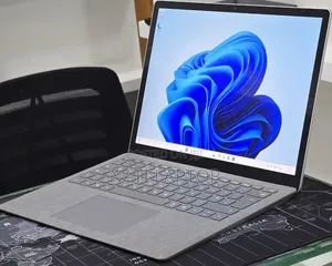 New Laptop Microsoft Surface Book 3 16GB Intel Core i5 SSD 512GB