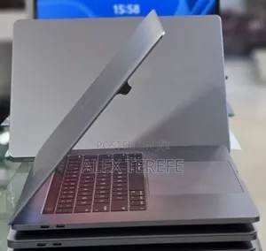 New Laptop Apple MacBook Pro 2019 16GB Intel Core i7 SSD 512GB