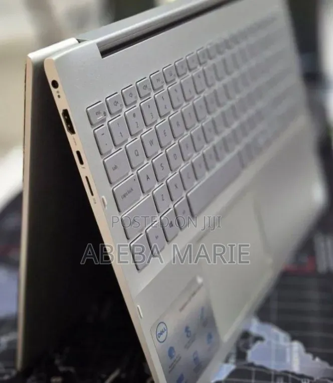 New Laptop Dell Inspiron 15 8GB Intel Core i5 SSD 256GB