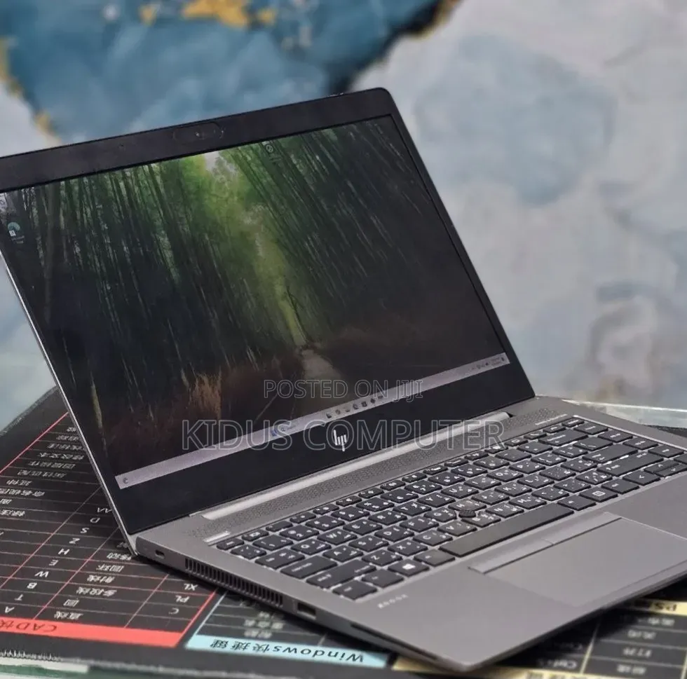 New Laptop HP ZBook Studio 16GB Intel Core i7 SSD 512GB