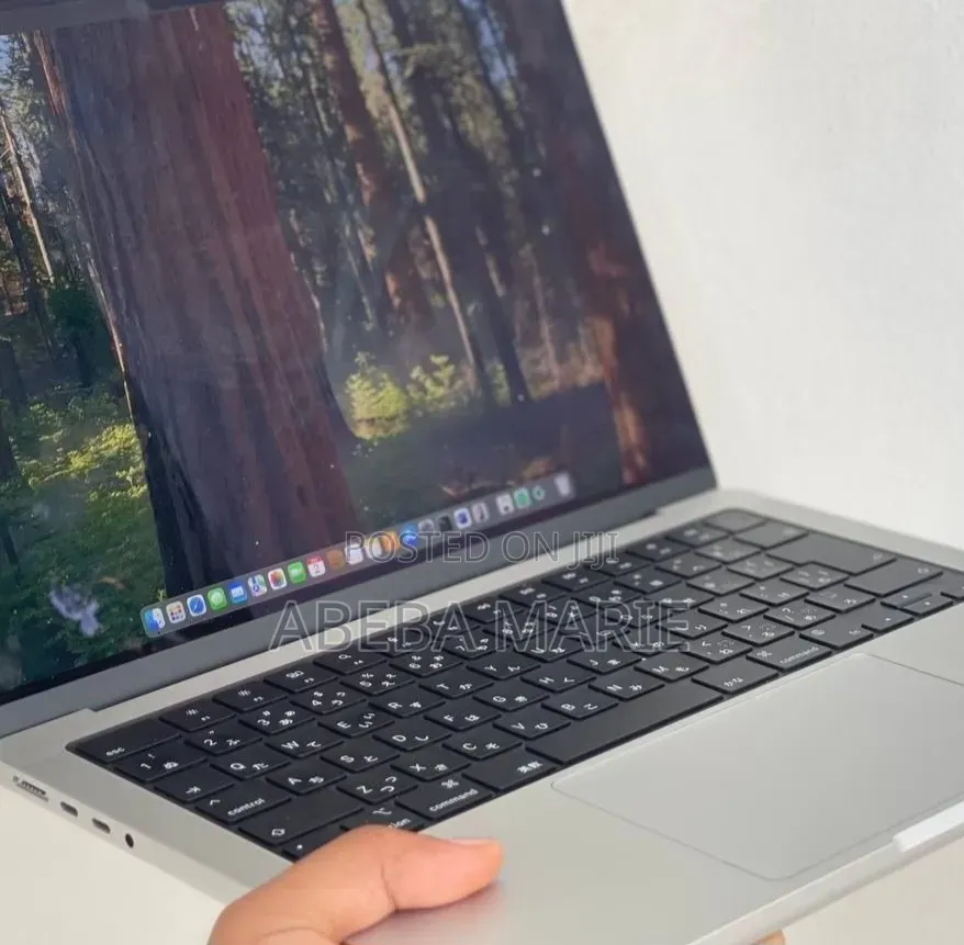 New Laptop Apple MacBook Pro 2024 M4 Pro 16GB Apple M4 Pro SSD 512GB