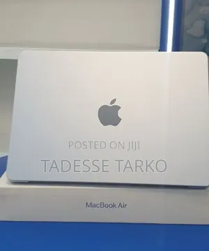 New Laptop Apple MacBook Air 2025 M4 16GB Apple M4 SSD 512GB