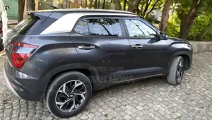 Hyundai Creta 2023 Gray