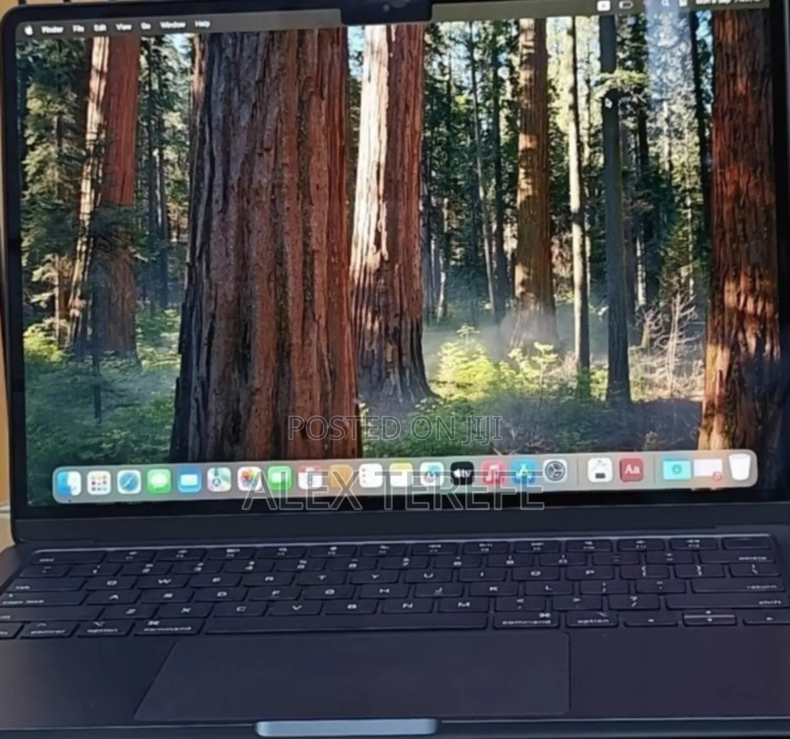 New Laptop Apple MacBook Air 2025 M4 16GB Apple M4 SSD 256GB