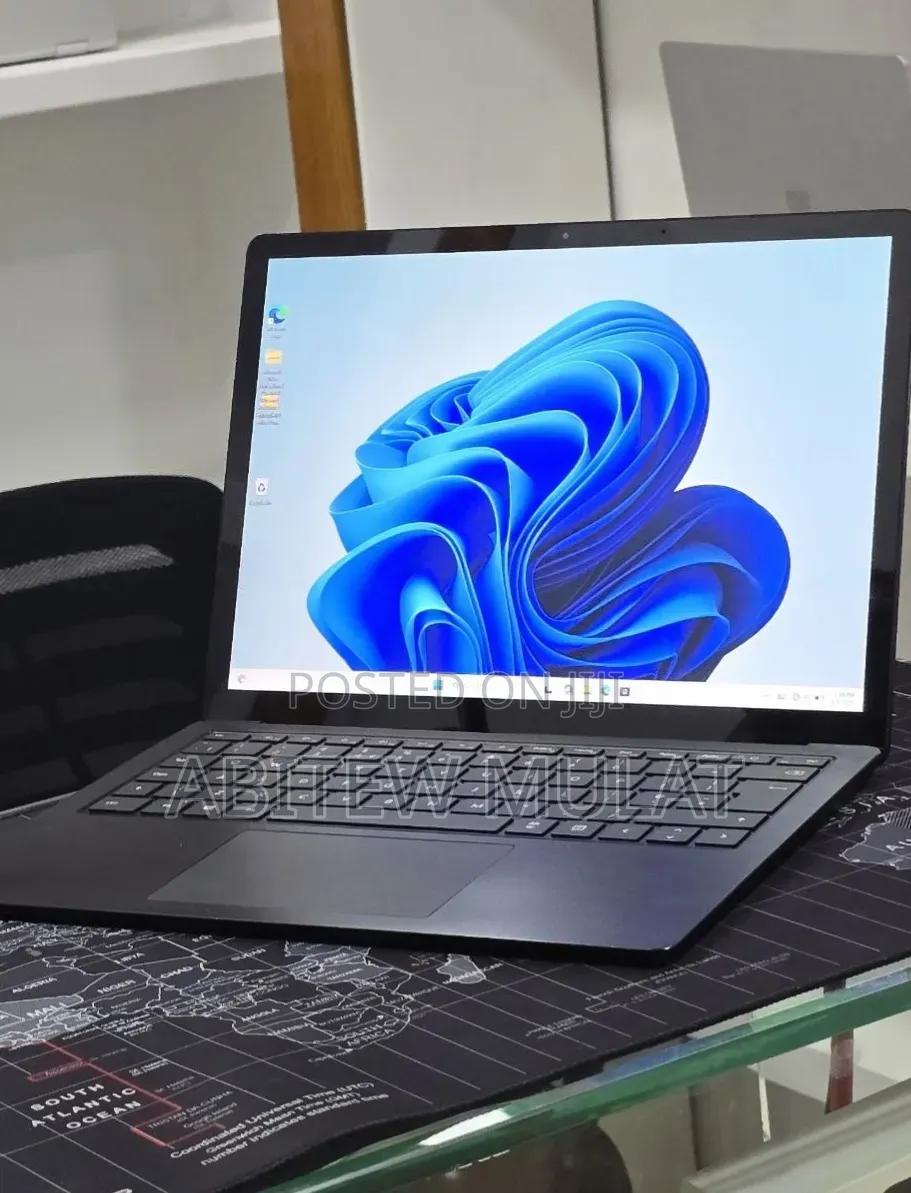 New Laptop Microsoft Surface Laptop 4 16GB Intel Core i7 SSD 512GB