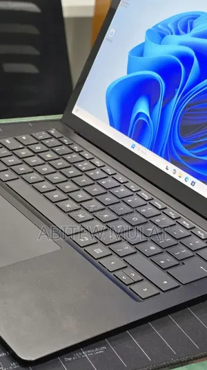 New Laptop Microsoft Surface Laptop 4 16GB Intel Core i7 SSD 512GB