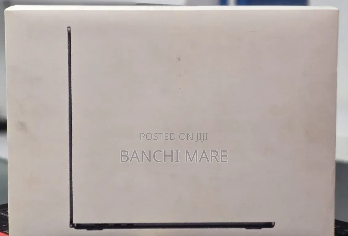 New Laptop Apple MacBook Air 2025 M4 16GB Apple M4 SSD 256GB