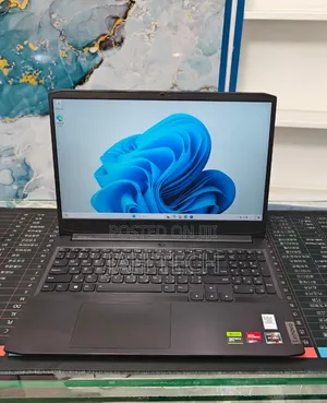 New Laptop Lenovo Ideapad 3 16GB AMD Ryzen 5 SSD 512GB