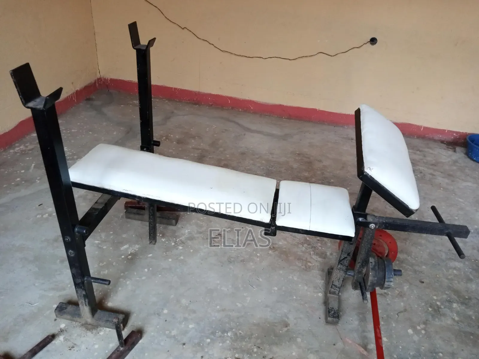 Adjustable Bench Press