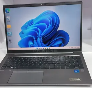 New Laptop HP ZBook Fury 15 G8 16GB Intel Core i7 SSD 512GB