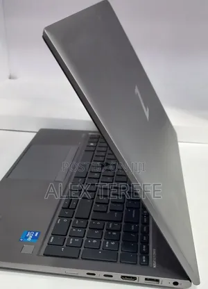 New Laptop HP ZBook Fury 15 G8 16GB Intel Core i7 SSD 512GB