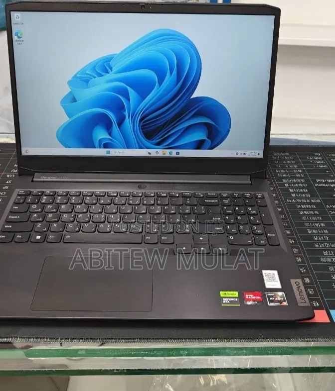 New Laptop Lenovo Ideapad 3 16GB AMD Ryzen 5 SSD 512GB
