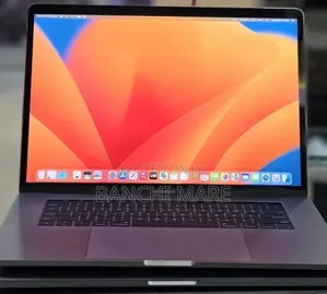 New Laptop Apple MacBook Pro 2017 16GB Intel Core i7 SSD 512GB