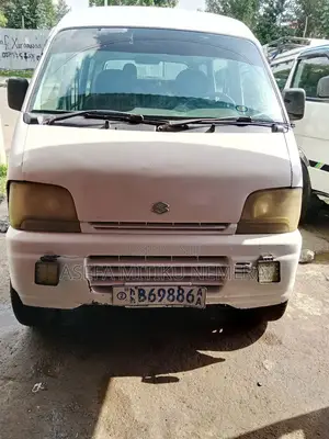 Suzuki Every Wagon 2000 White