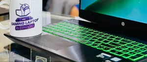 New Laptop HP Pavilion 15 8GB Intel Core i5 SSD 256GB