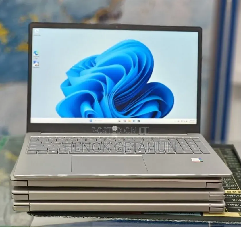 New Laptop HP Stream Notebook 16GB Intel Core i7 SSD 1T