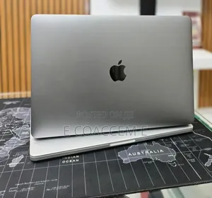 New Laptop Apple MacBook 16GB Intel Core i5 SSD 256GB
