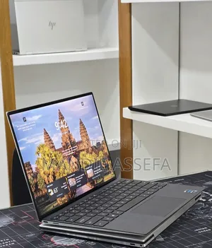 New Laptop Dell XPS 13 16GB Intel Core i7 SSD 512GB