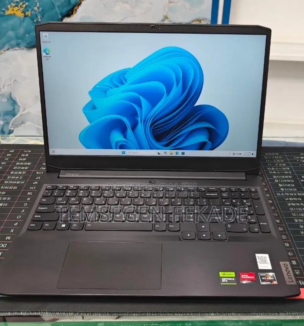 New Laptop Lenovo Ideapad 3 8GB AMD Ryzen 5 SSD 512GB