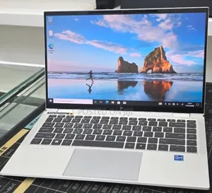 New Laptop HP EliteBook 1040 G8 16GB Intel Core i7 SSD 512GB