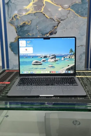 New Laptop Apple MacBook Air 2022 M2 16GB Apple M2 SSD 512GB