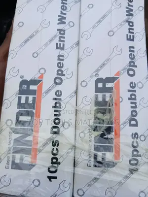 Finder Double Open End Wrench Set Featuring a Distinct White Branded