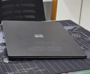 New Laptop Microsoft Surface Laptop 4 16GB Intel Core i7 SSD 512GB