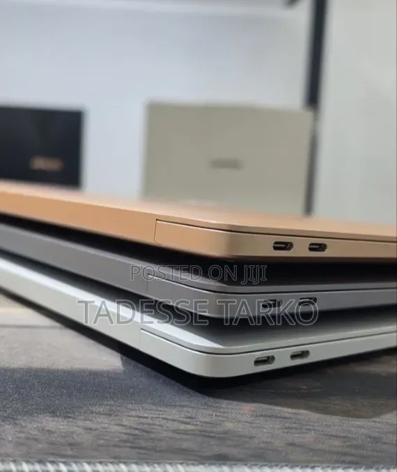 New Laptop Apple MacBook Air 2020 M1 8GB Apple M1 SSD 256GB
