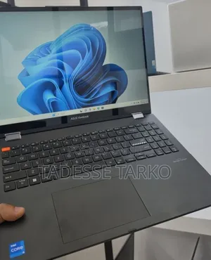 New Laptop Asus Vivobook 15 16GB Intel Core i5 SSD 512GB