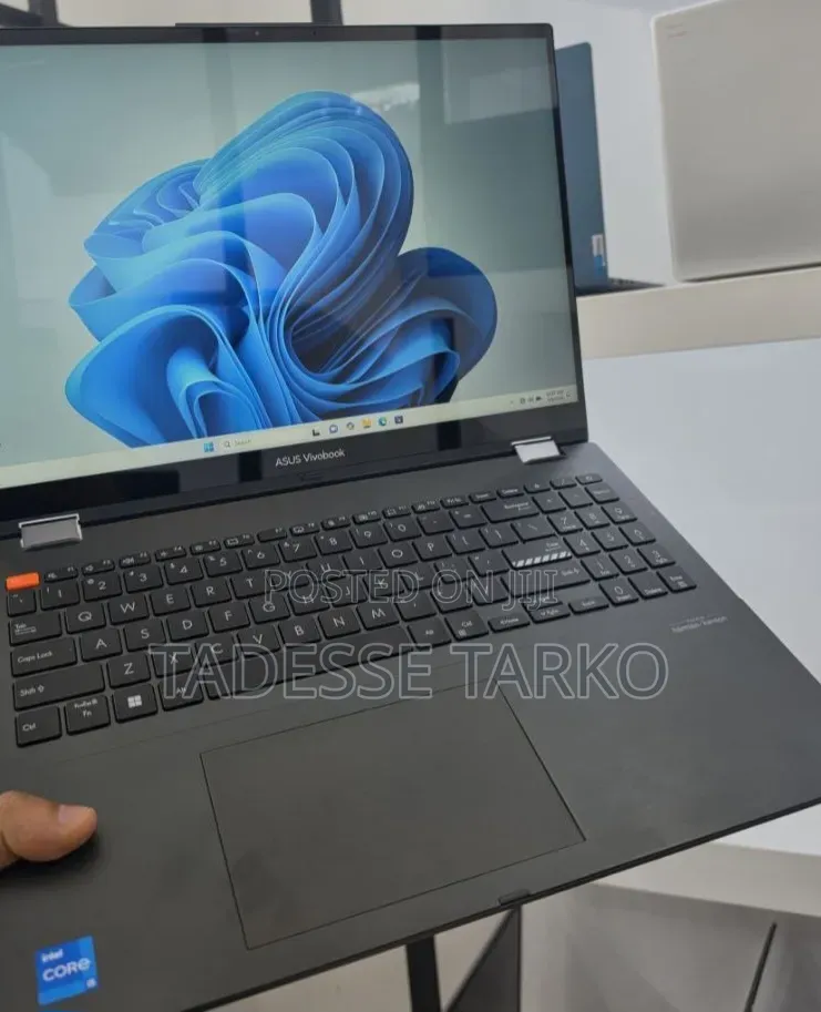 New Laptop Asus Vivobook 15 16GB Intel Core i5 SSD 512GB