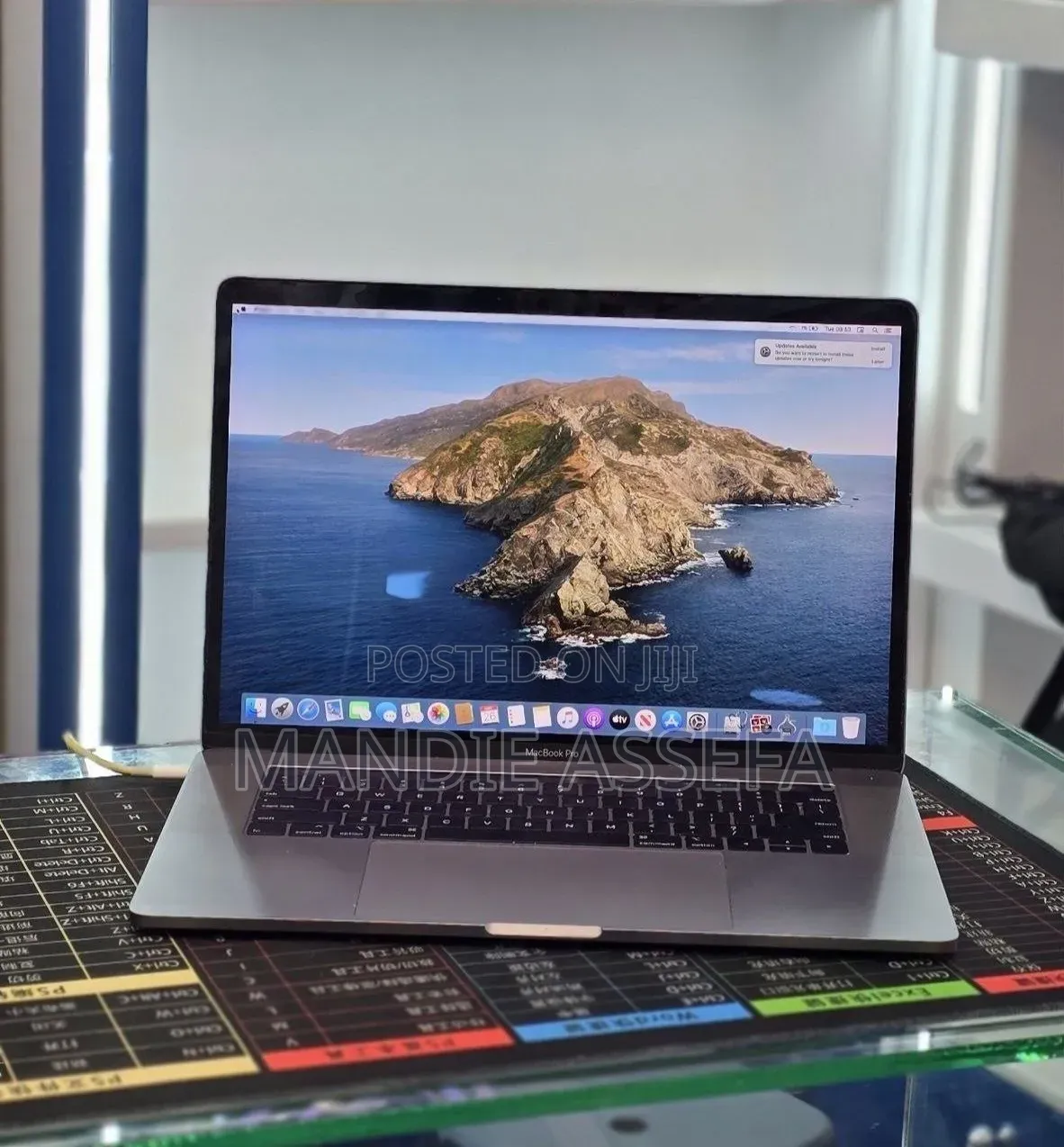 New Laptop Apple MacBook Pro 2018 32GB Intel Core i7 SSD 1T