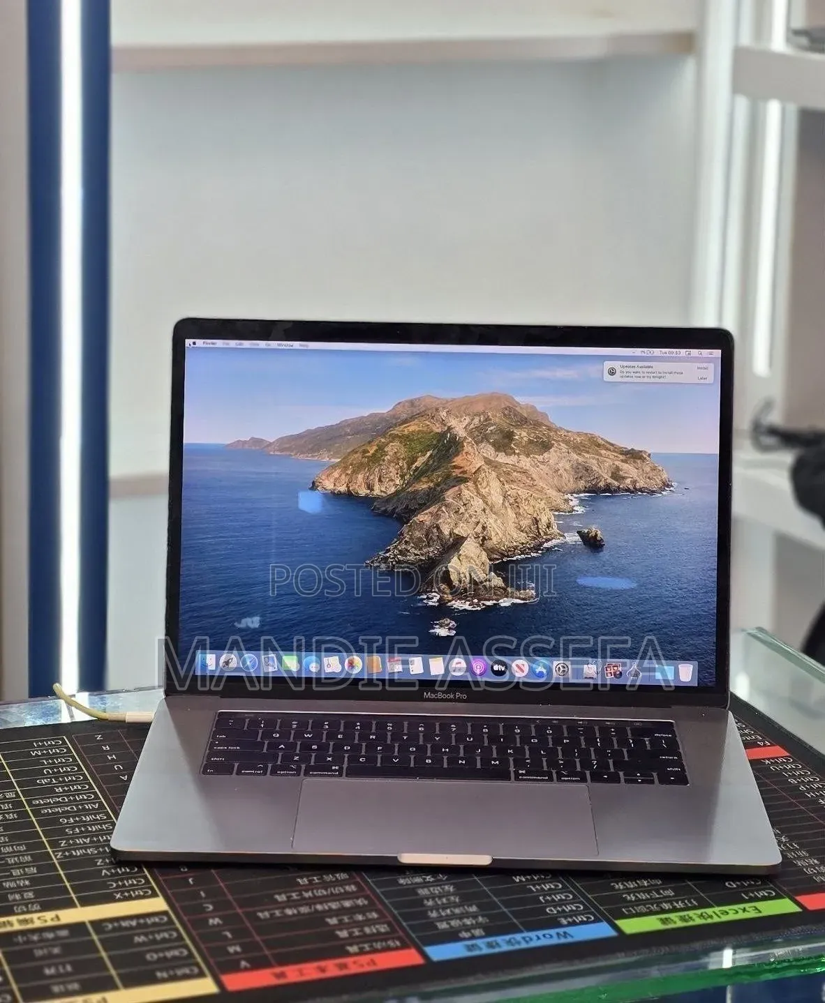 New Laptop Apple MacBook Pro 2018 32GB Intel Core i7 SSD 1T