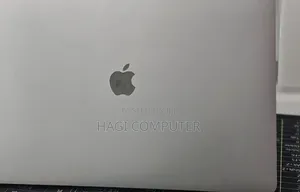 New Laptop Apple MacBook Pro 32GB Intel Core i9 SSD 1T