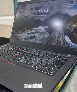 New Laptop Lenovo 8GB AMD Ryzen 5 SSD 256GB