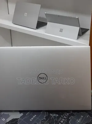 New Laptop Dell XPS 15 16GB Intel Core i7 SSD 512GB