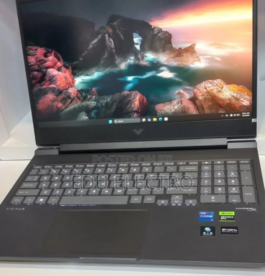 New Laptop HP Victus 16 16GB Intel Core i7 SSD 1T