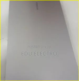 New Laptop Samsung Galaxy Book4 8GB Intel Core 5 SSD 512GB