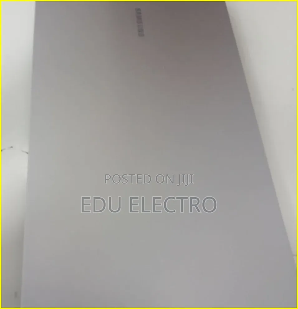 New Laptop Samsung Galaxy Book4 8GB Intel Core 5 SSD 512GB