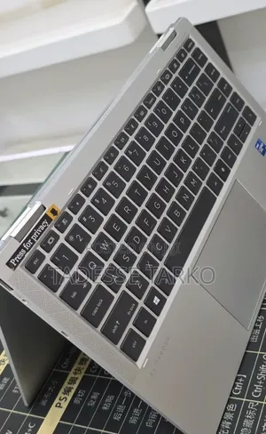 New Laptop HP EliteBook 1040 G8 16GB Intel Core i7 SSD 512GB