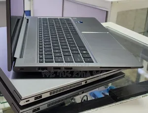 New Laptop HP ZBook 17 32GB Intel Core i9 SSD 512GB