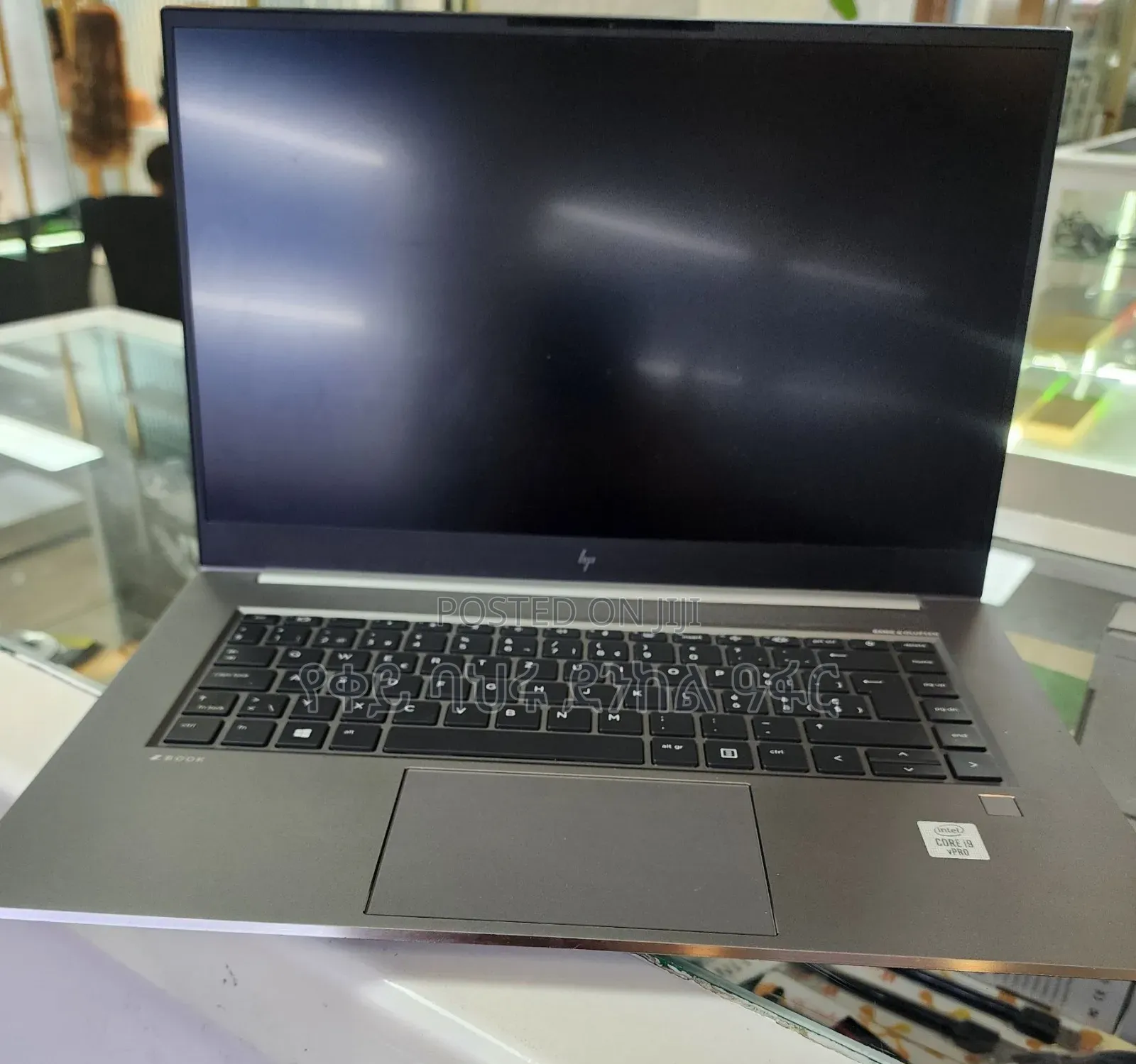 New Laptop HP ZBook 17 32GB Intel Core i9 SSD 512GB