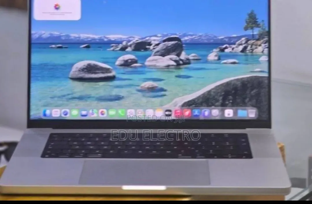 New Laptop Apple MacBook Pro 2021 M1 32GB Apple M1 Pro SSD 512GB