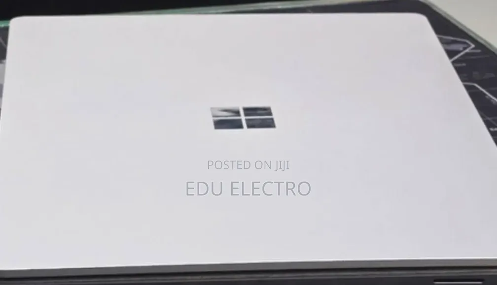 New Laptop Microsoft Surface Laptop 3 16GB Intel Core i5 SSD 512GB