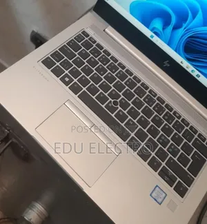 New Laptop HP EliteBook 830 G5 8GB Intel Core i5 SSD 256GB