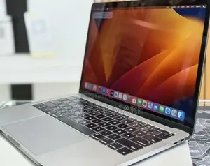 New Laptop Apple MacBook Pro 2017 16GB Intel Core i5 SSD 256GB