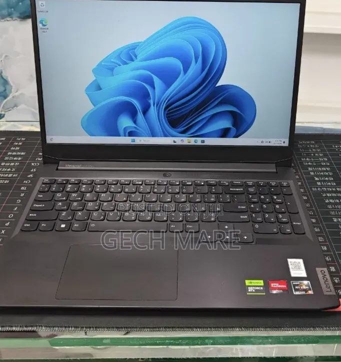 New Laptop Lenovo Ideapad 3 16GB AMD Ryzen 5 SSD 512GB