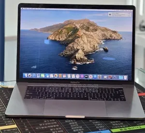 New Laptop Apple MacBook 2018 32GB Intel Core i5 SSD 1T
