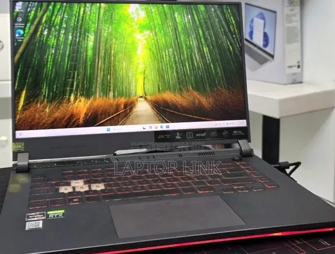 New Laptop Asus ROG Strix G15 16GB AMD Ryzen 9 SSD 512GB