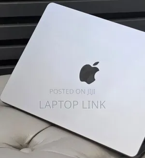 New Laptop Apple MacBook Air 2022 M2 8GB Apple M2 SSD 256GB