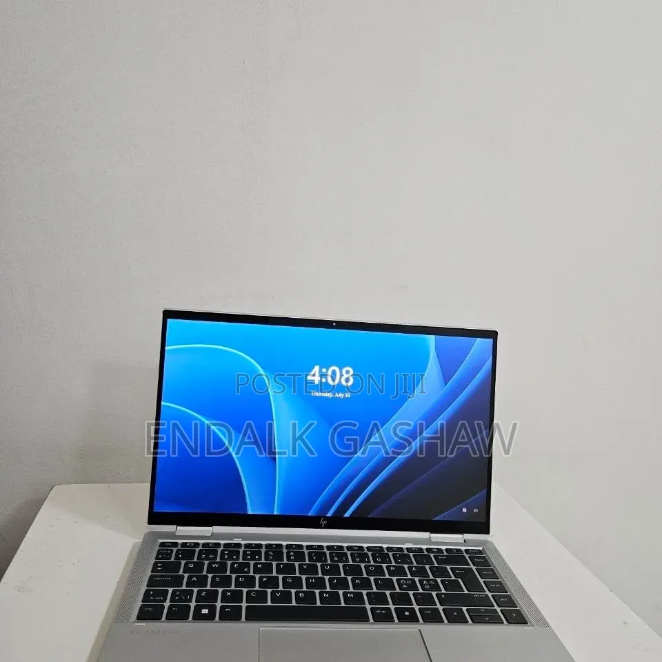 New Laptop HP EliteBook 1040 G8 16GB Intel Core i7 SSD 512GB